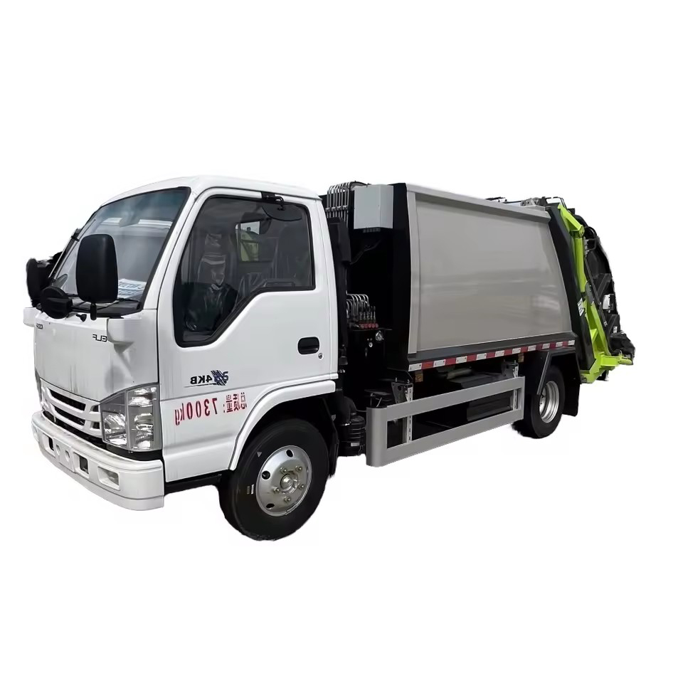 ISUZU ELF 4X2 شاحنة القمامة العلامة التجارية الشهيرة الضغط الصغير بالكامل عصرية خفيفة الوزن عالية ال