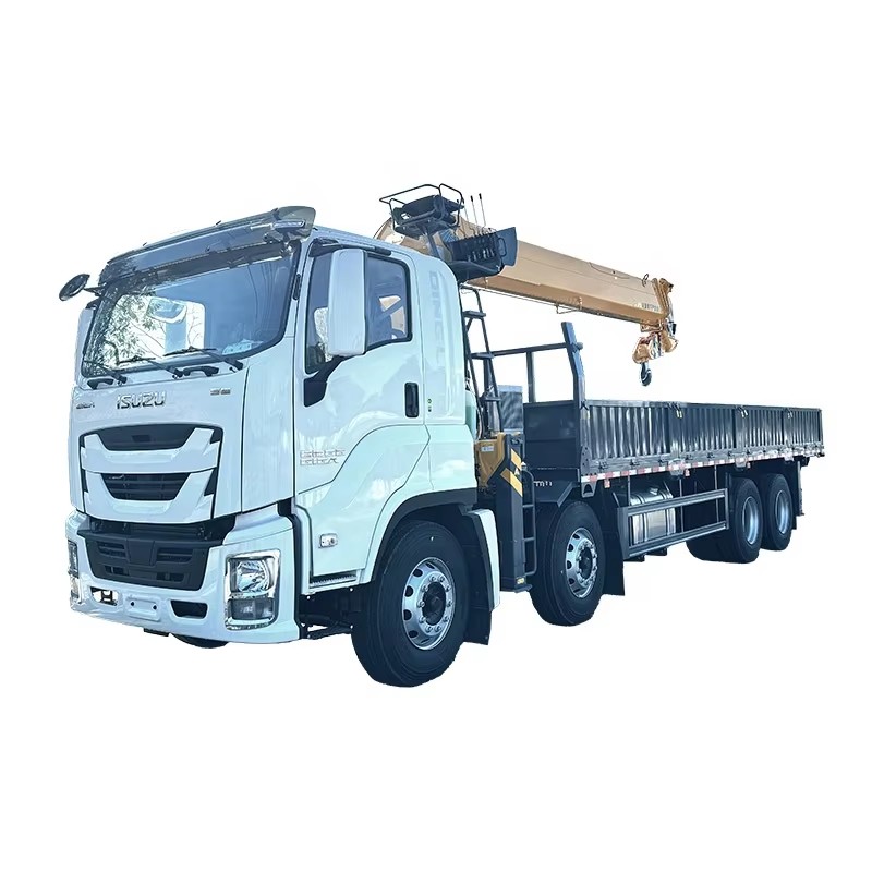 1SUZU GIGA 8x4 شاحنة رافعة المثبتة 12 طن شاحنة رافعة البوم التلسكوبية للبيع