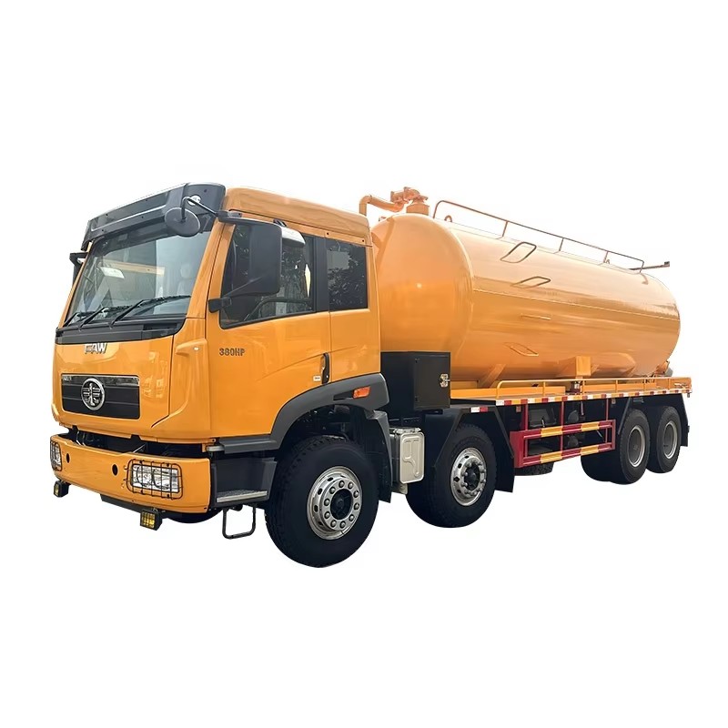 FAW 30000L شاحنة تنظيف شفط مياه الصرف الصحي 8x4 شاحنة مياه الصرف الصحي الفراغ الخادم الثقيلة للبيع