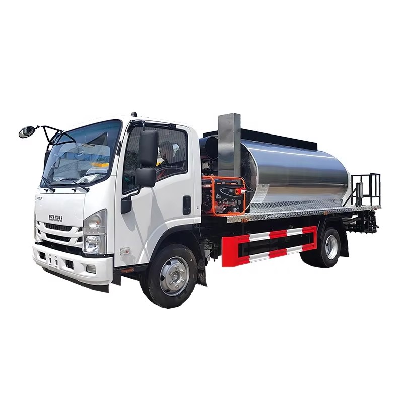 1SUZU ELF 8 طن الأسفلت موزع شاحنة الطريق الأسفلت الرصيف الآلات البيتوم رش شاحنة لسال