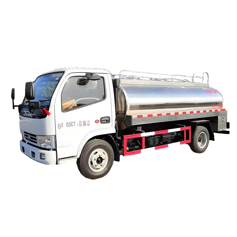 العلامة التجارية الجديدة Dongfeng 4X2 شاحنة الحليب 5m&sup3; شاحنة تحميل الحليب 5000L شاحنة ناقلة الح