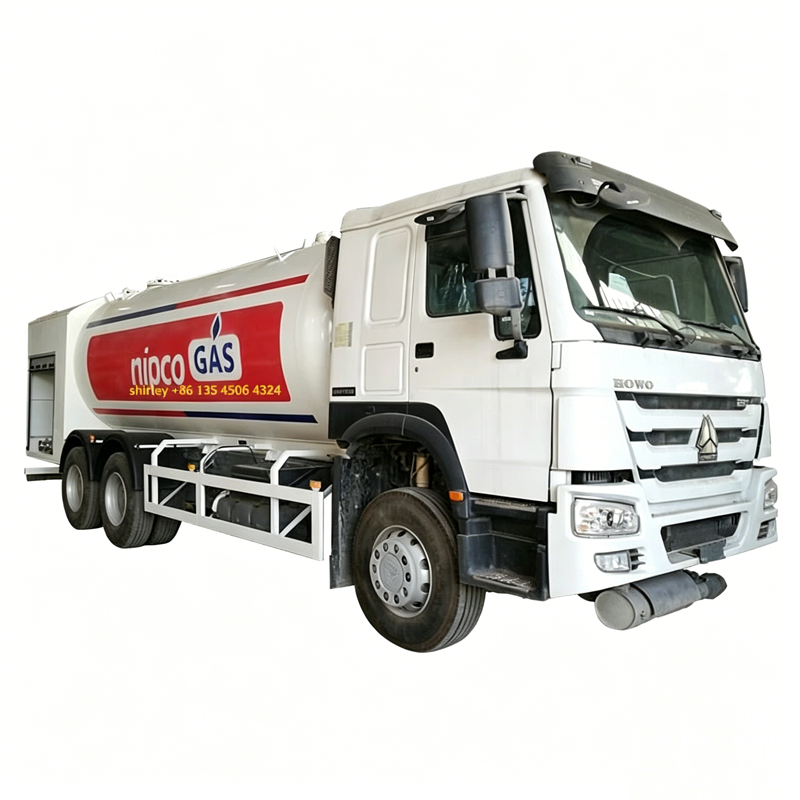 Howo 10 عجلات 24000L بروبان TankTruck